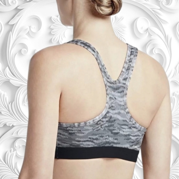 Nike PRO CLASSIC Pad RFLCT Dri-Fit Bra Size Medium NWOT - Picture 3 of 6